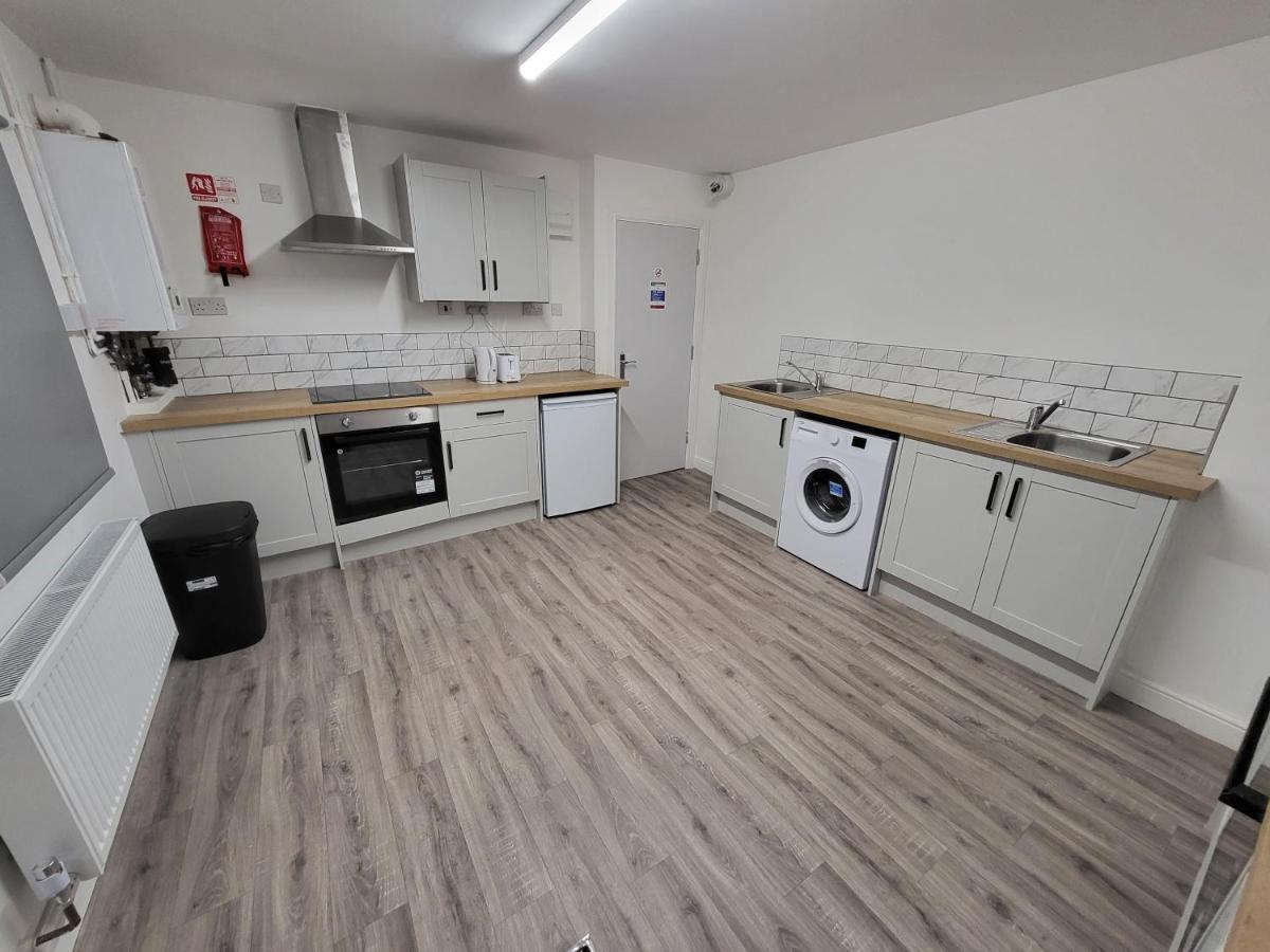 Premier Studios Nottingham - Tring Vale Екстериор снимка