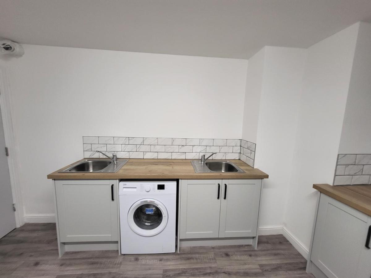 Premier Studios Nottingham - Tring Vale Екстериор снимка