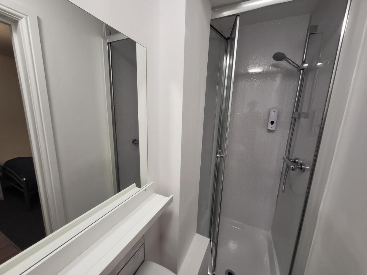 Premier Studios Nottingham - Tring Vale Екстериор снимка