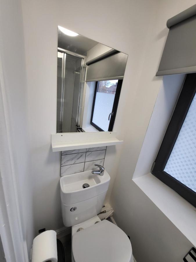 Premier Studios Nottingham - Tring Vale Екстериор снимка
