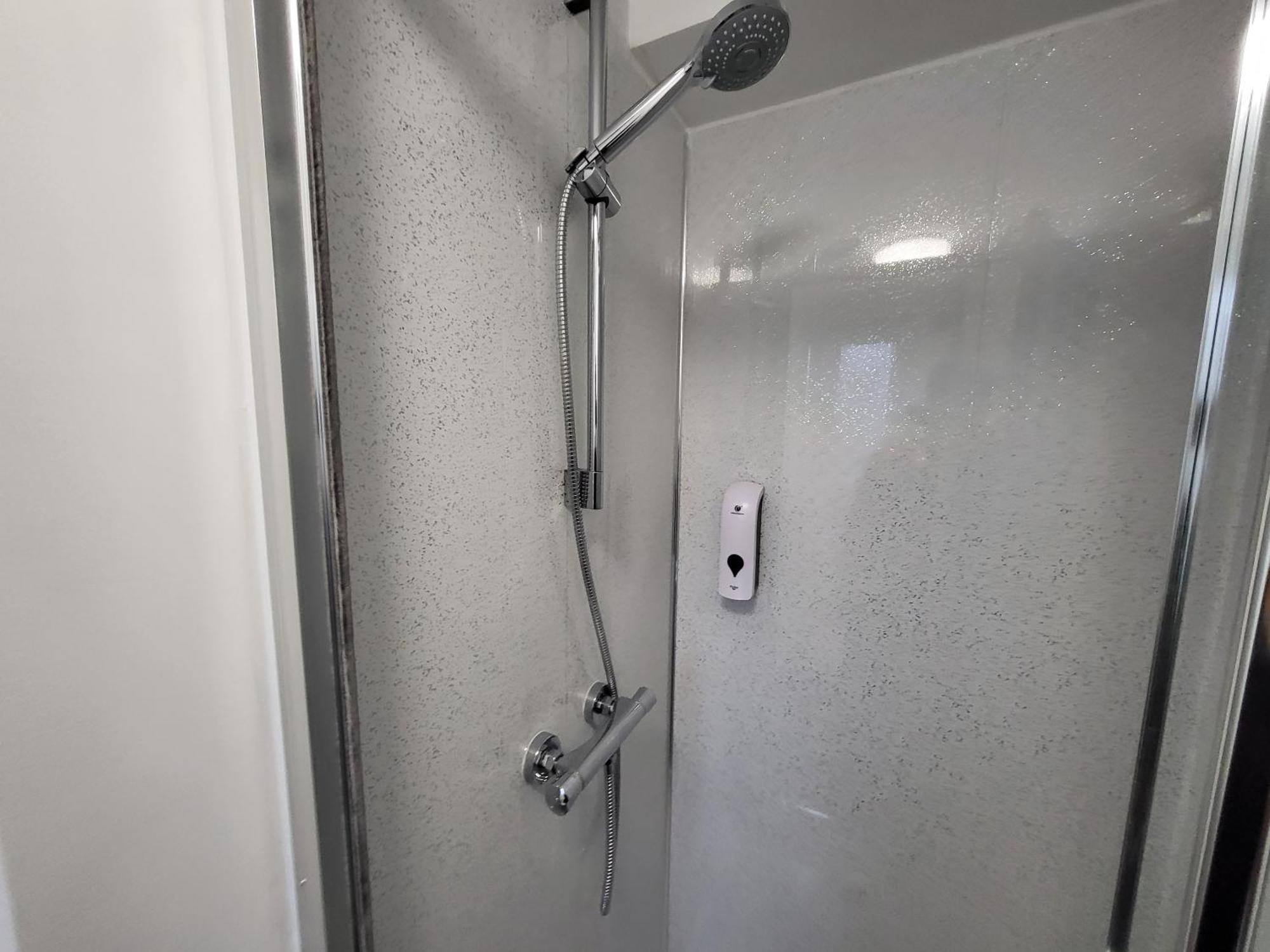 Premier Studios Nottingham - Tring Vale Екстериор снимка