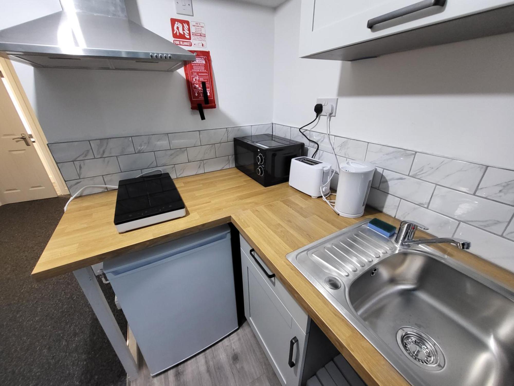 Premier Studios Nottingham - Tring Vale Екстериор снимка